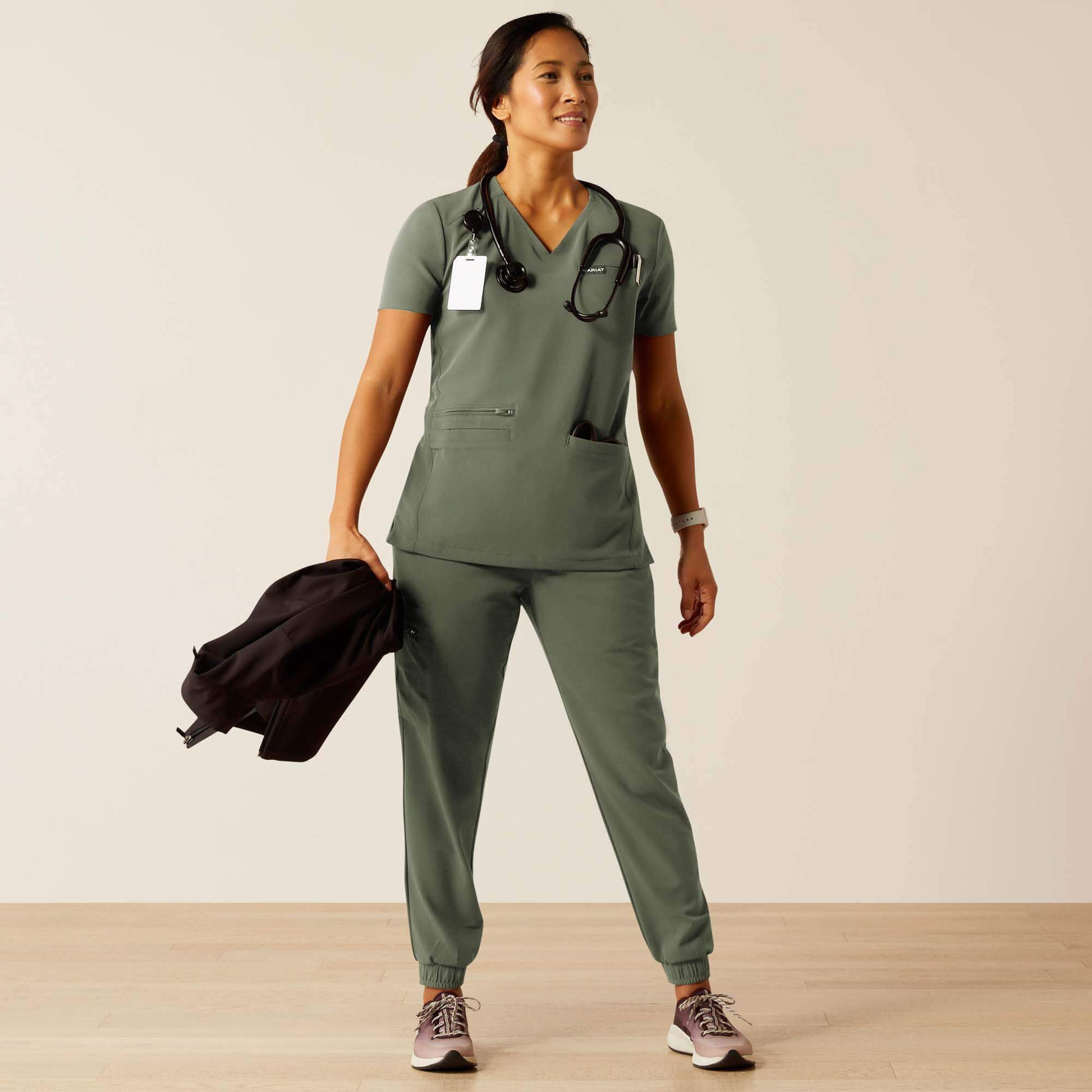 Clara 6 Pocket Scrub Top Women | Ariat sale