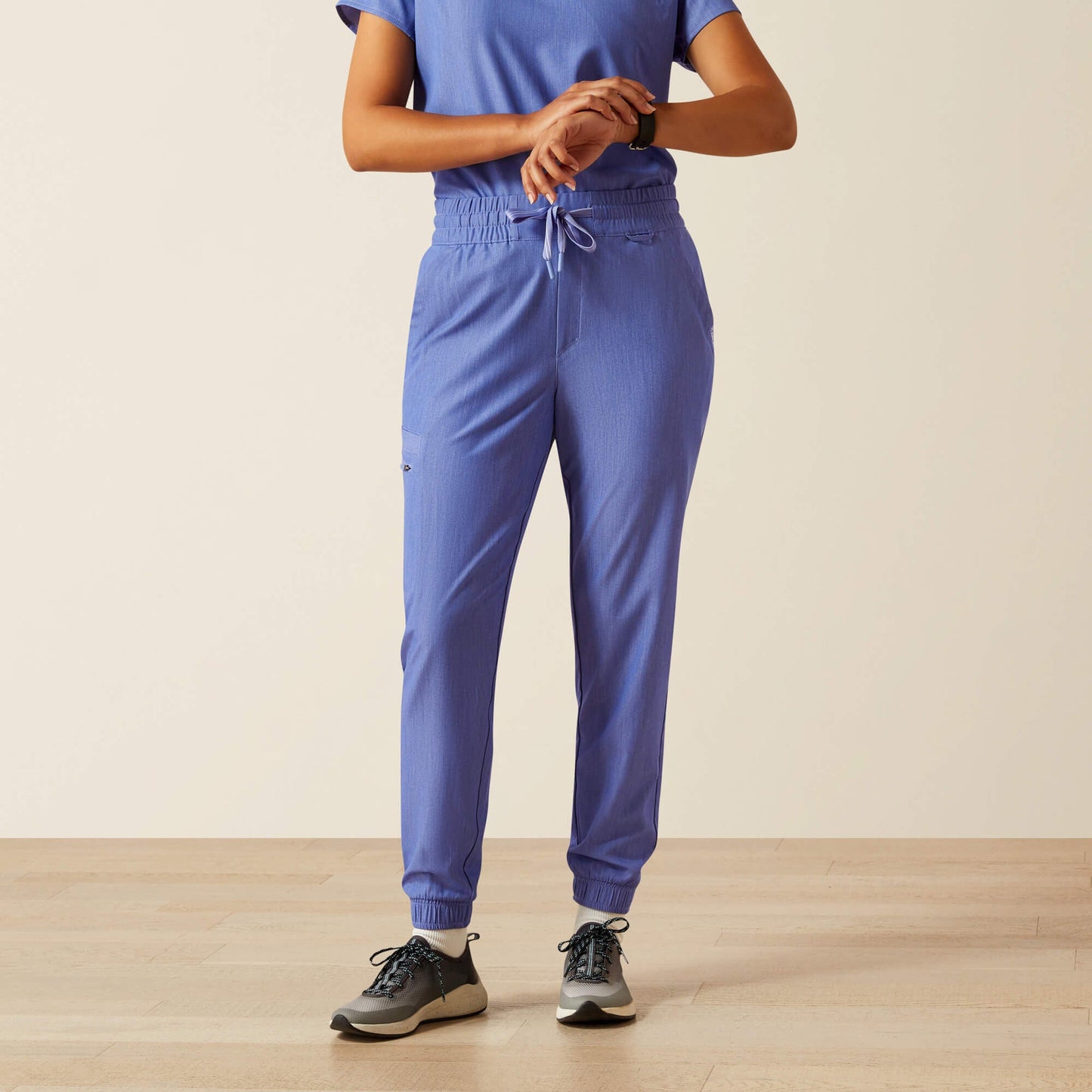 Blackwell Cargo Stretch Jogger Scrub Pant Women | Ariat online