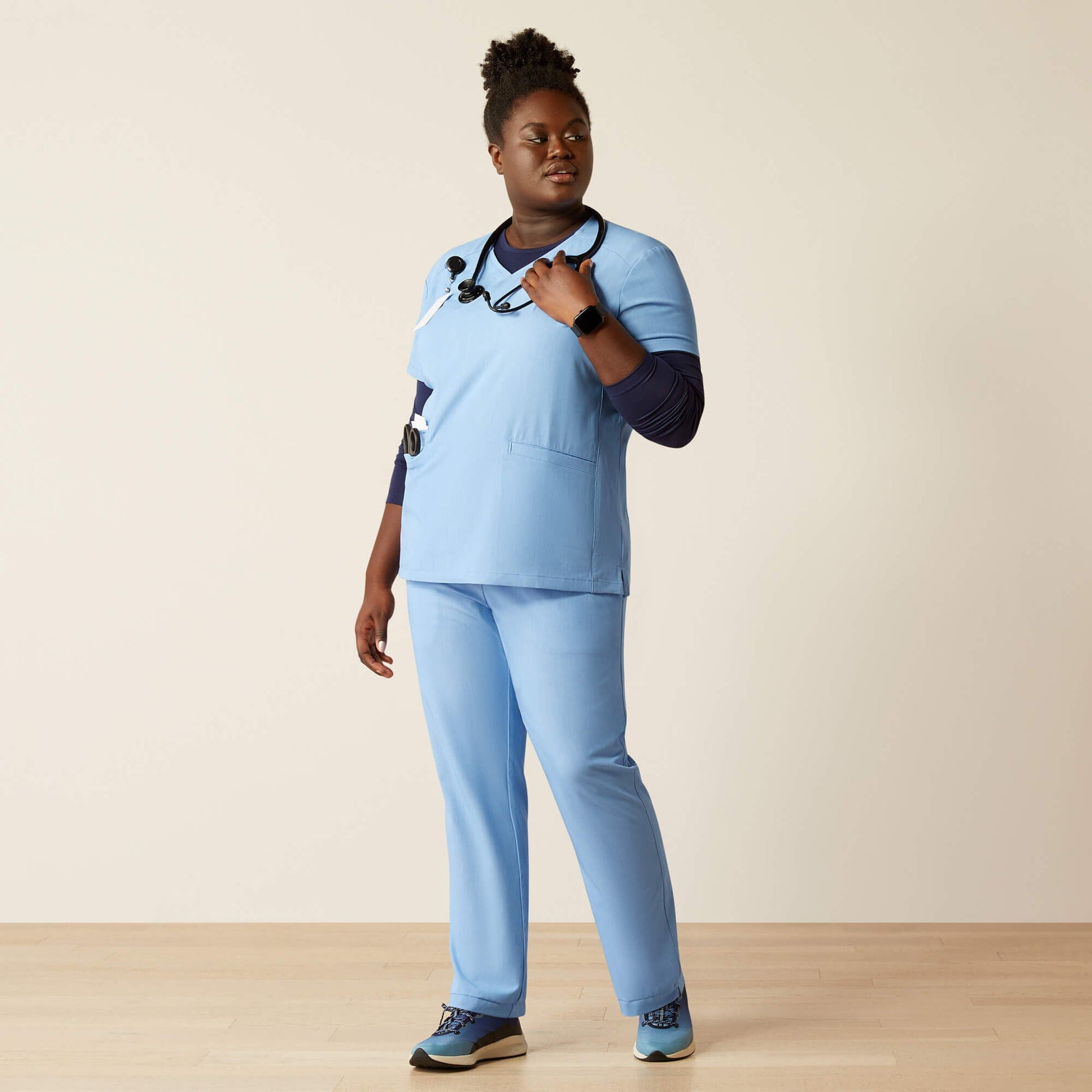 Clara 6 Pocket Scrub Top Women | Ariat sale