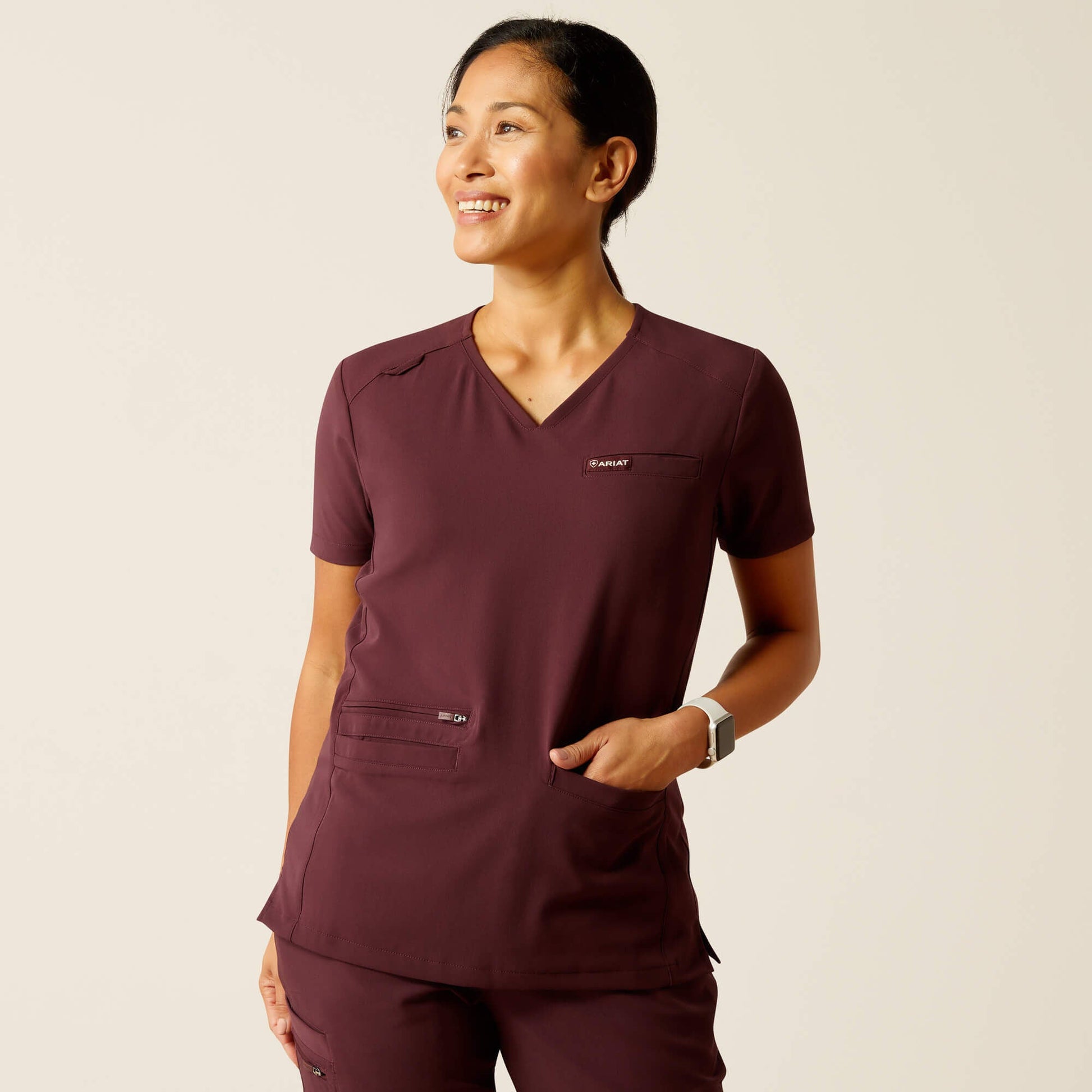 Clara 6 Pocket Scrub Top Women | Ariat outlet