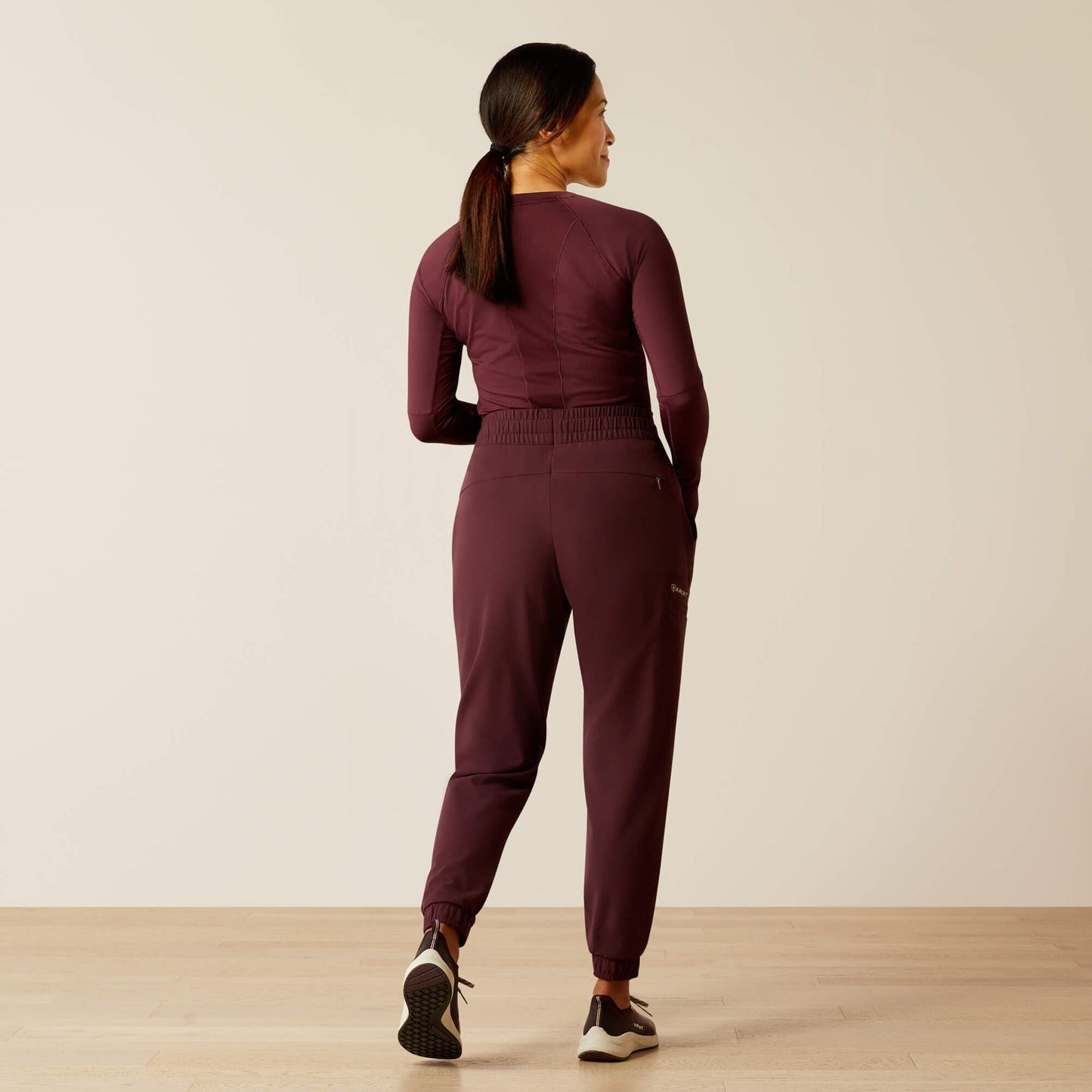 Blackwell Cargo Stretch Jogger Scrub Pant Women | Ariat sale