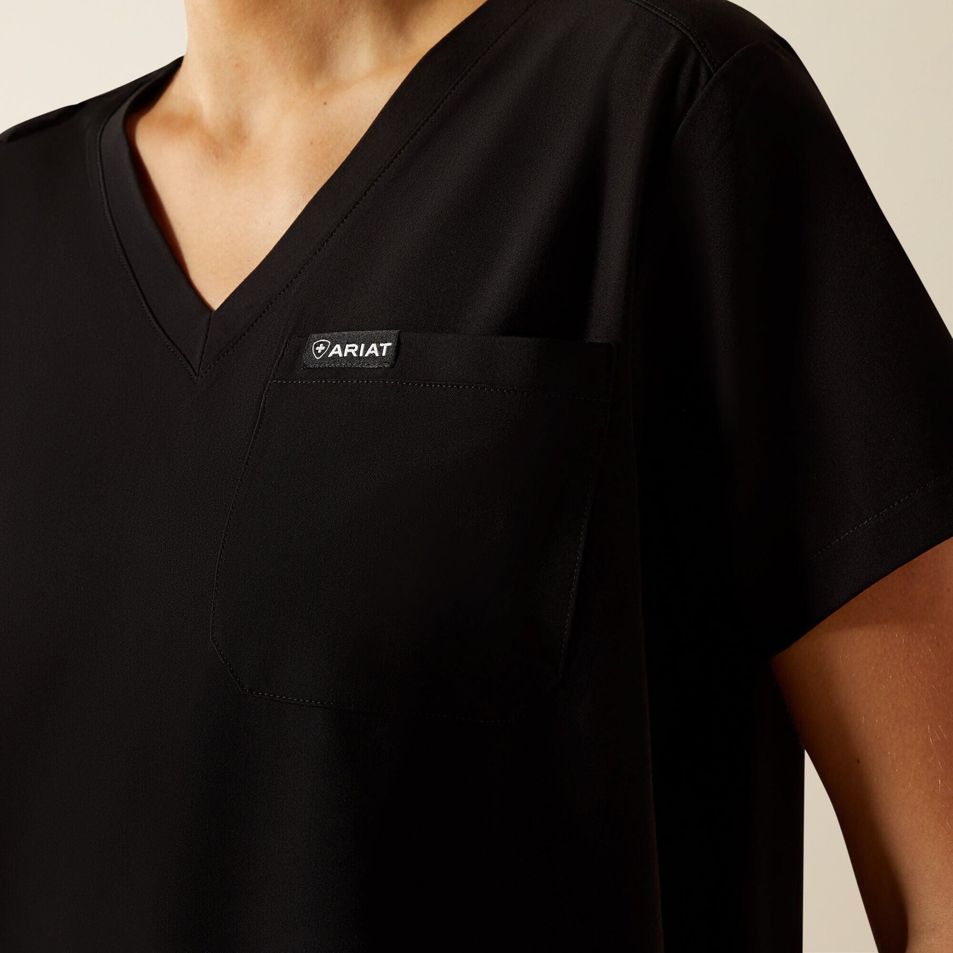 Beth Basic Scrub Top Women | Ariat outlet