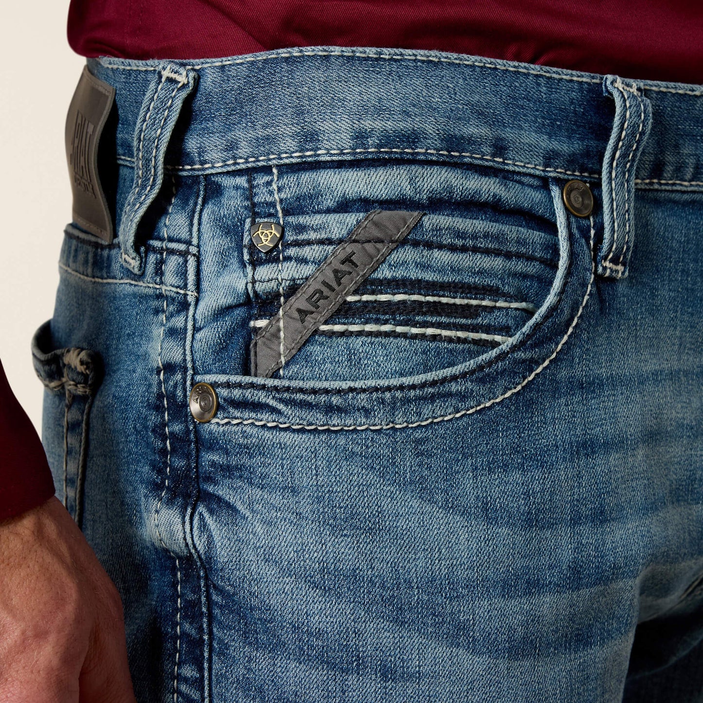 M7 Slim Wessley Straight Jean Trends | Ariat online shop