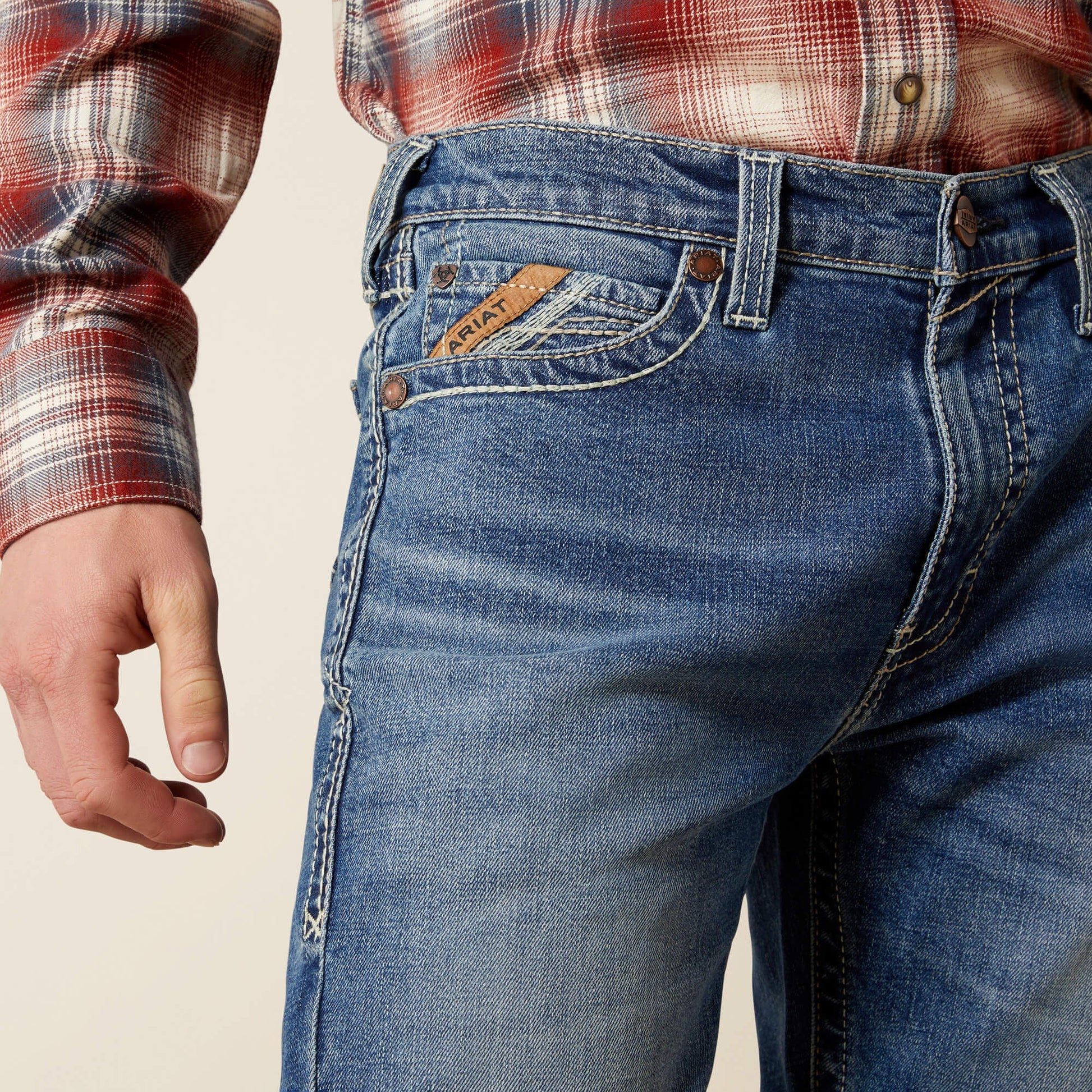 M8 Modern Dean Straight Leg Jean Trends | Ariat online