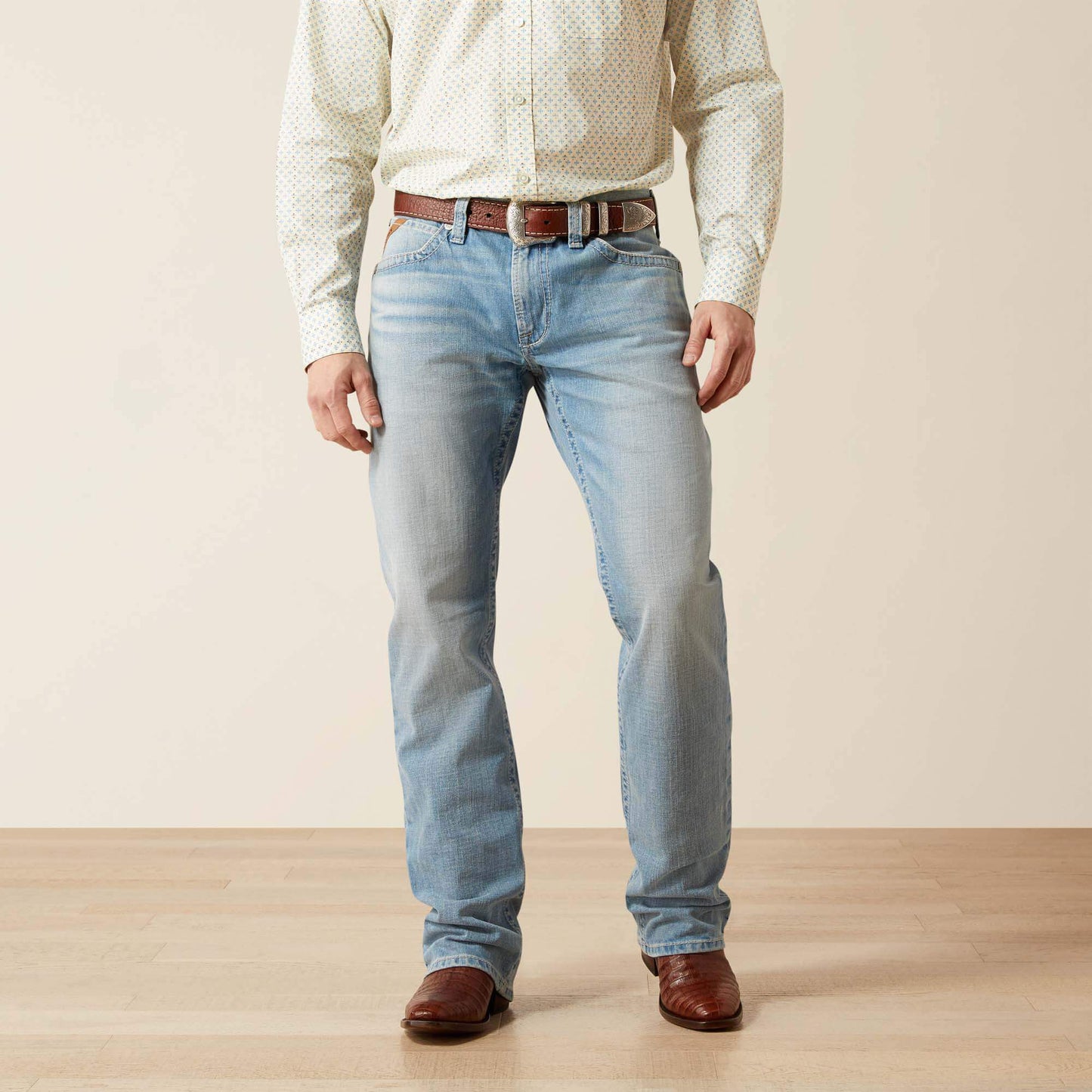 M4 Relaxed Lucas Straight Leg Jean Trends | Ariat online shop