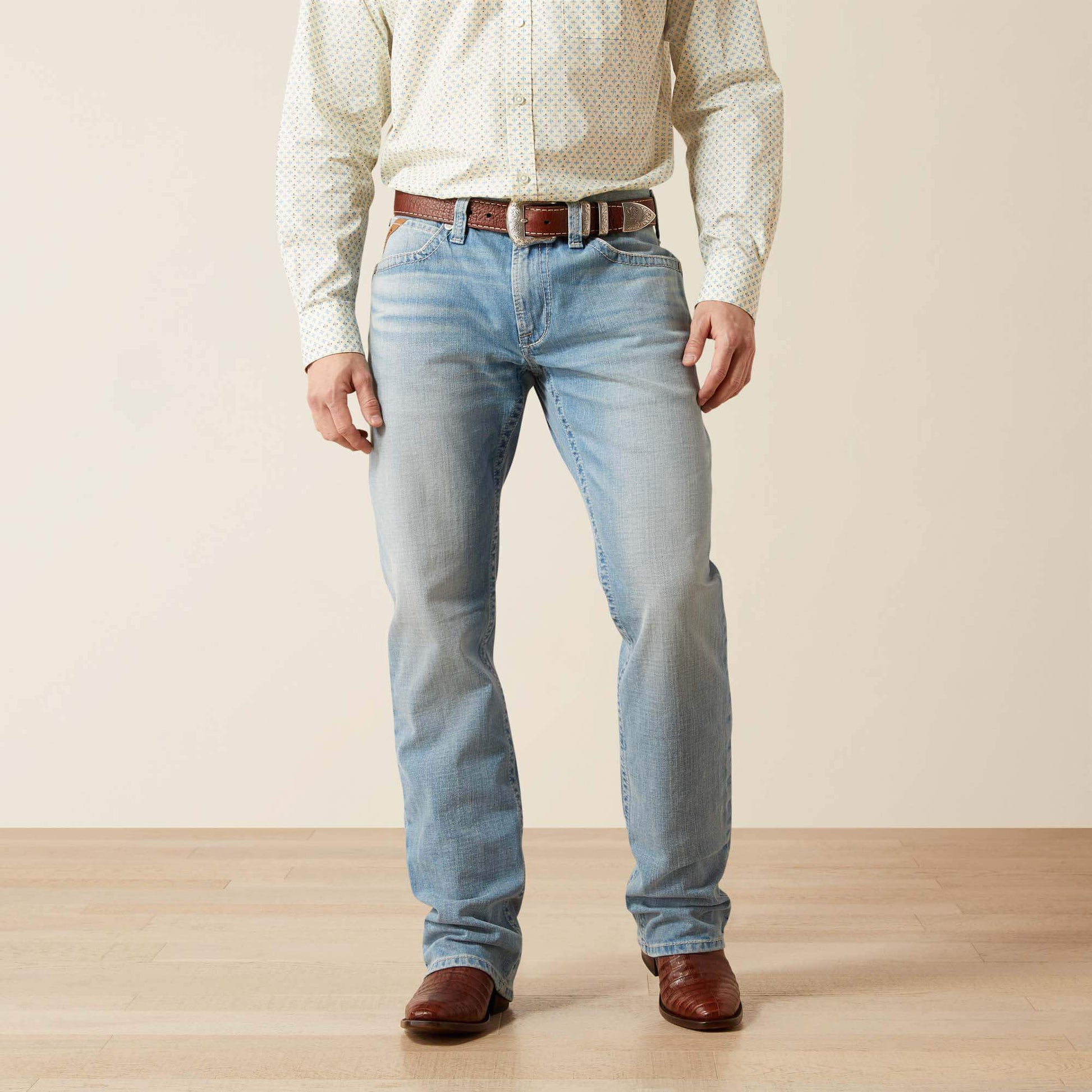M4 Relaxed Lucas Straight Leg Jean Trends | Ariat online shop